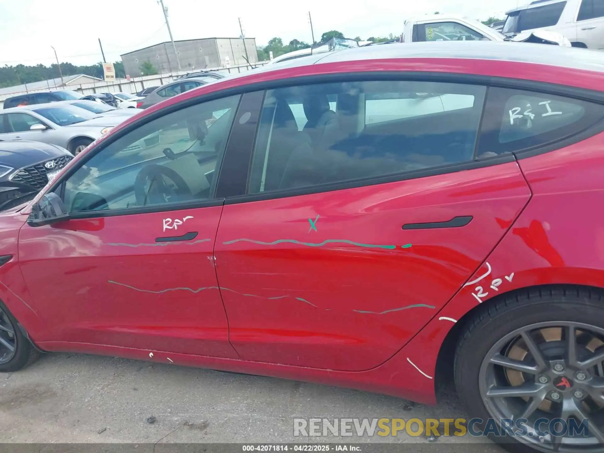 13 fotografías del automóvil dañado 5YJ3E1EB6MF085836 TESLA MODEL 3 2021