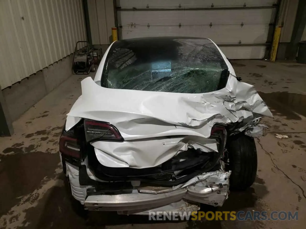 9 fotografías del automóvil dañado 5YJ3E1EB6MF979464 TESLA MODEL 3 2021