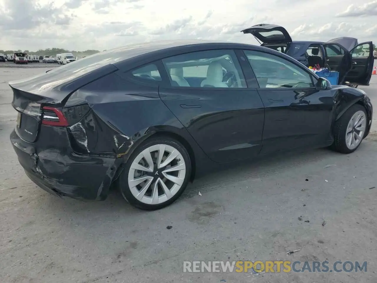 3 fotografías del automóvil dañado 5YJ3E1EB6MF980646 TESLA MODEL 3 2021