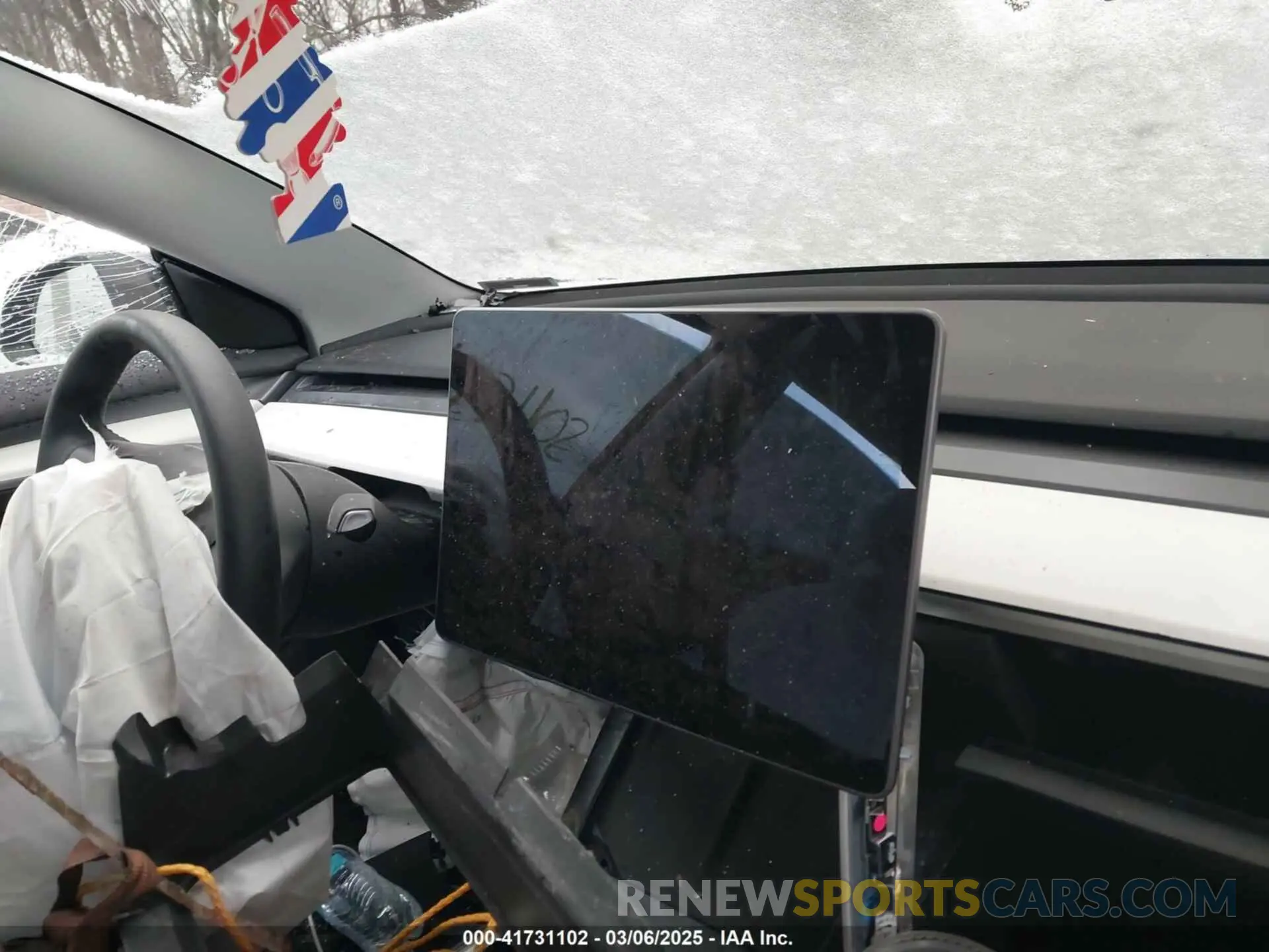 14 fotografías del automóvil dañado 5YJ3E1EB6MF981246 TESLA MODEL 3 2021