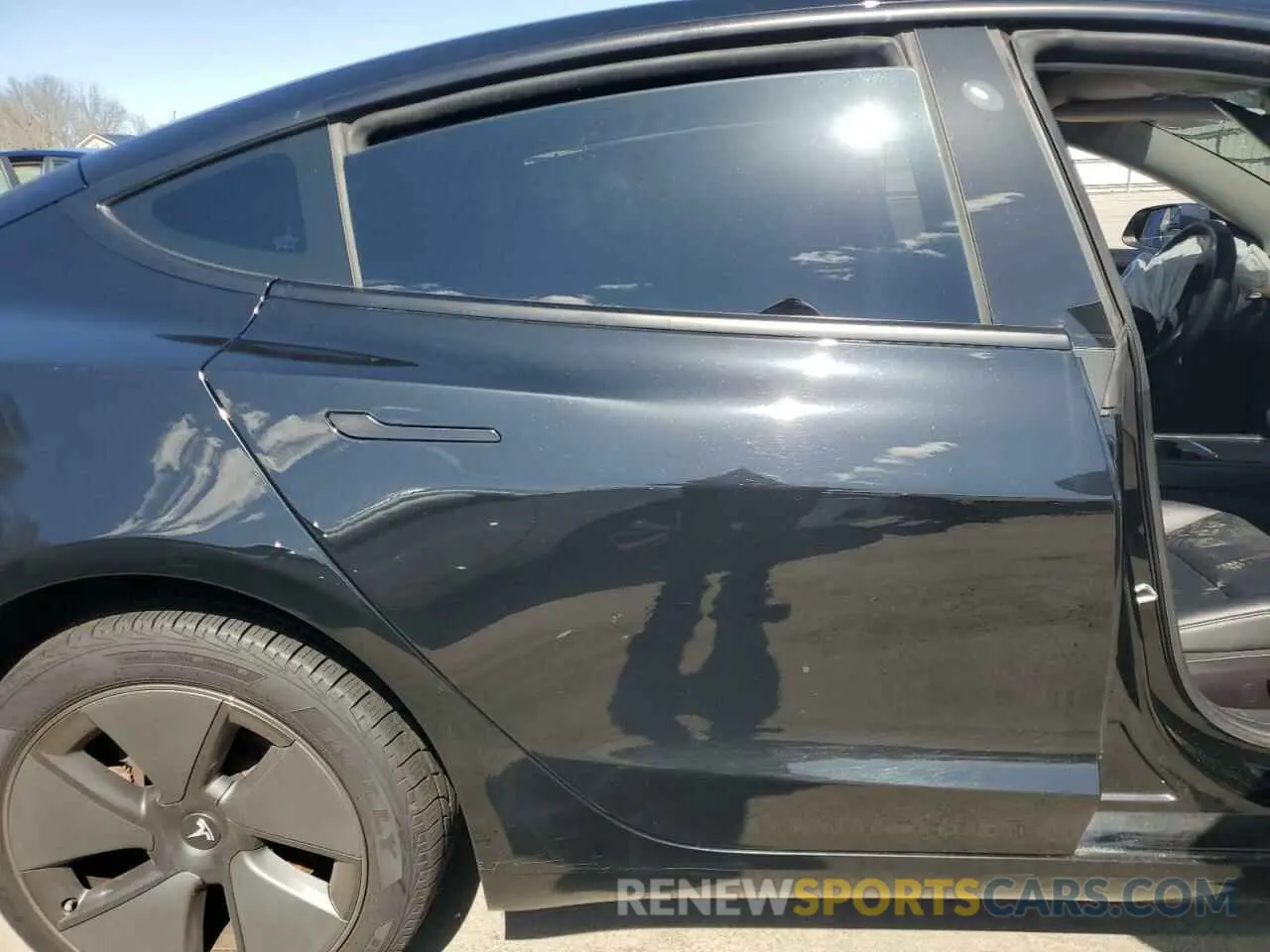11 fotografías del automóvil dañado 5YJ3E1EB7MF035544 TESLA MODEL 3 2021