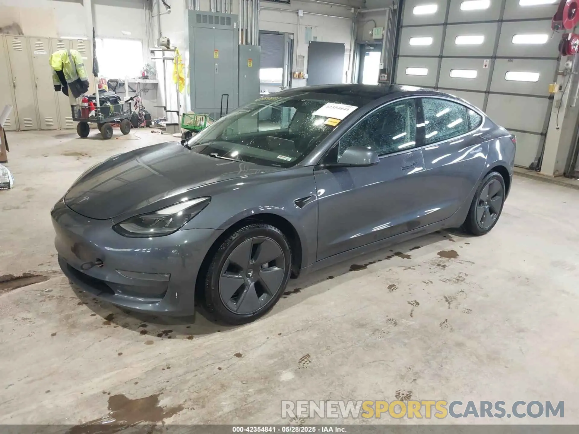 2 fotografías del automóvil dañado 5YJ3E1EB7MF927938 TESLA MODEL 3 2021