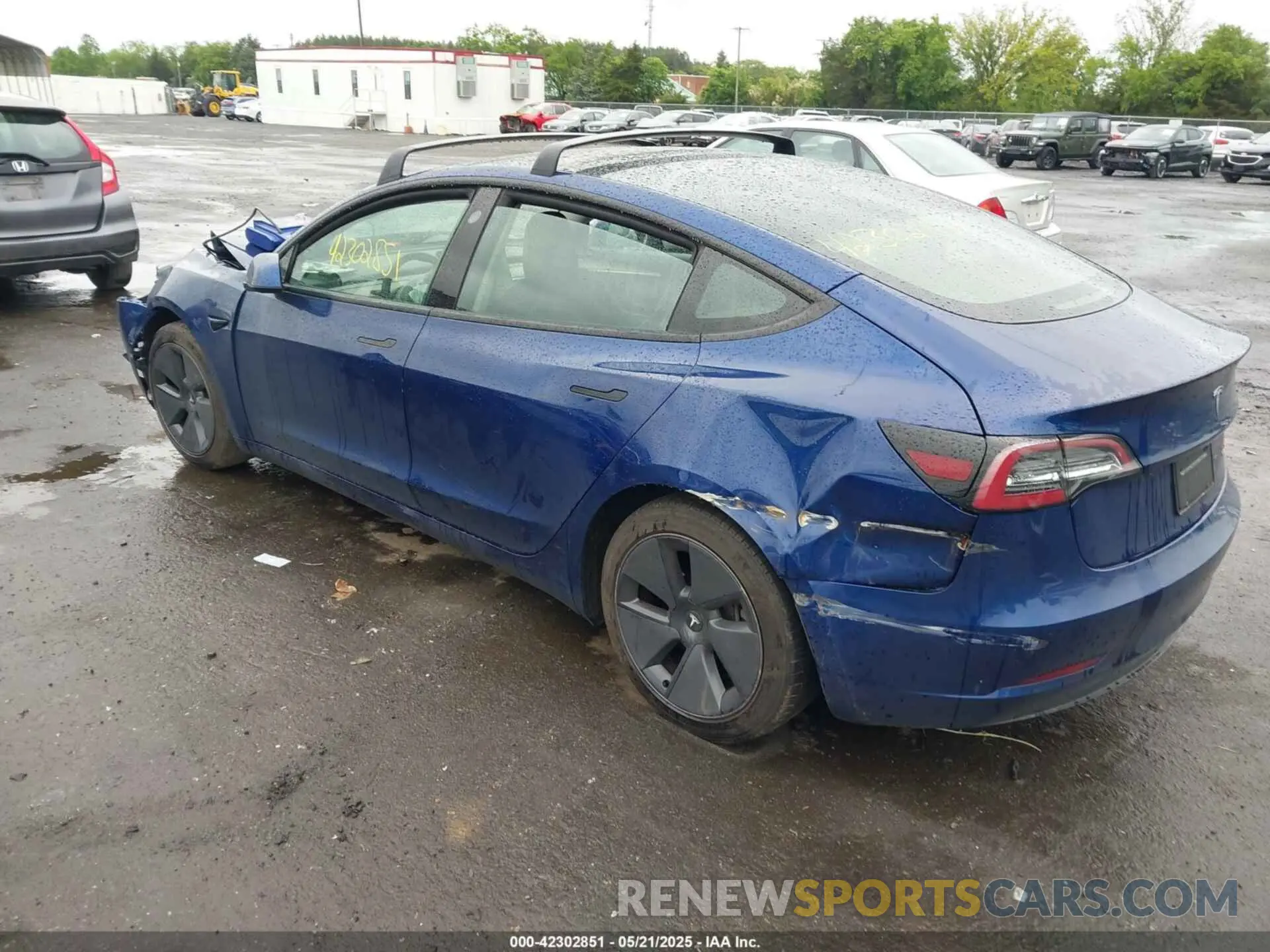 3 fotografías del automóvil dañado 5YJ3E1EB7MF979876 TESLA MODEL 3 2021