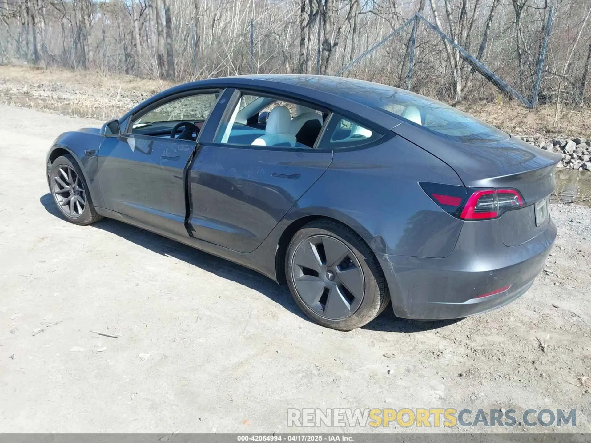 3 fotografías del automóvil dañado 5YJ3E1EB7MF981272 TESLA MODEL 3 2021