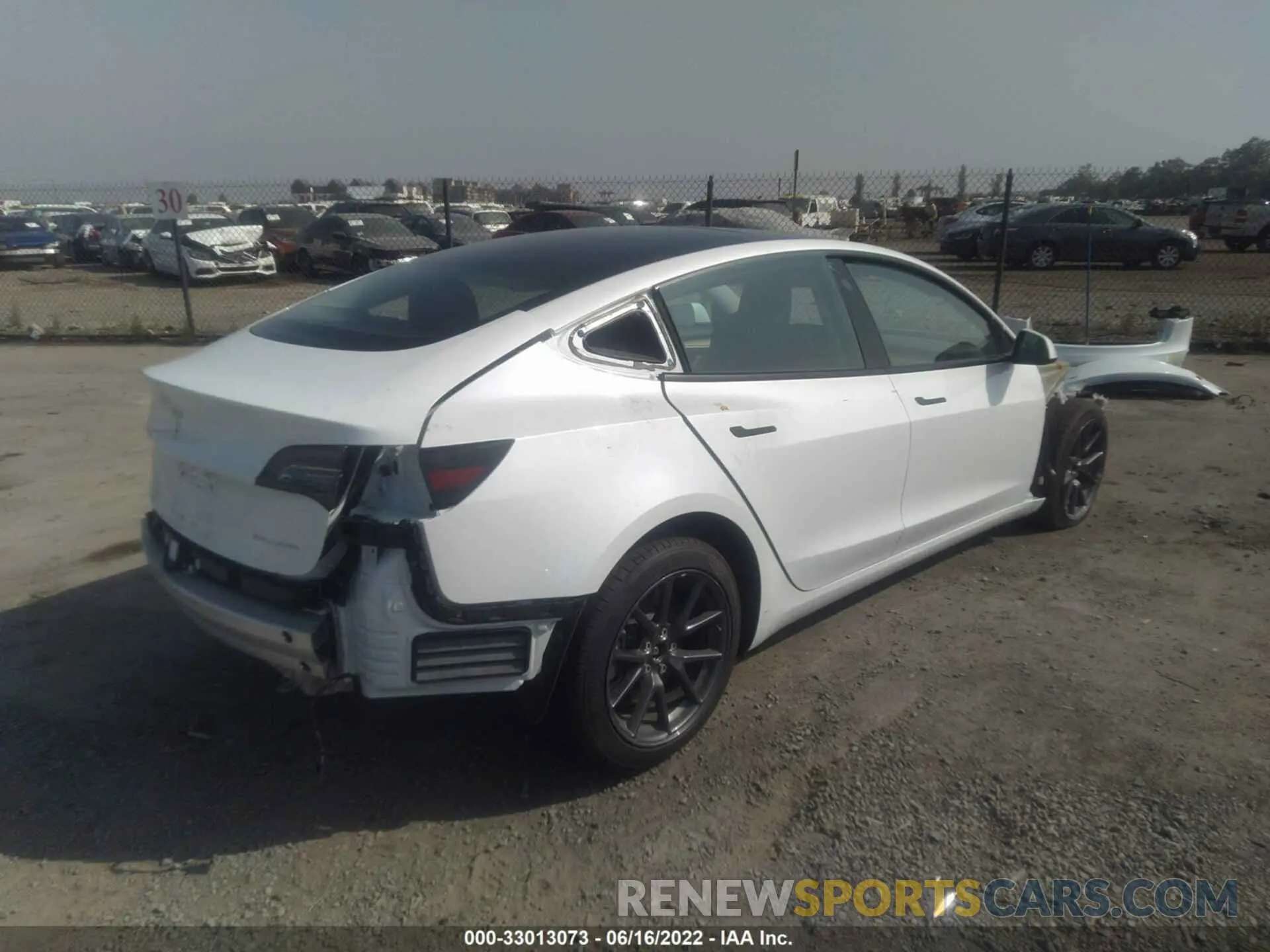 4 fotografías del automóvil dañado 5YJ3E1EB8MF085546 TESLA MODEL 3 2021