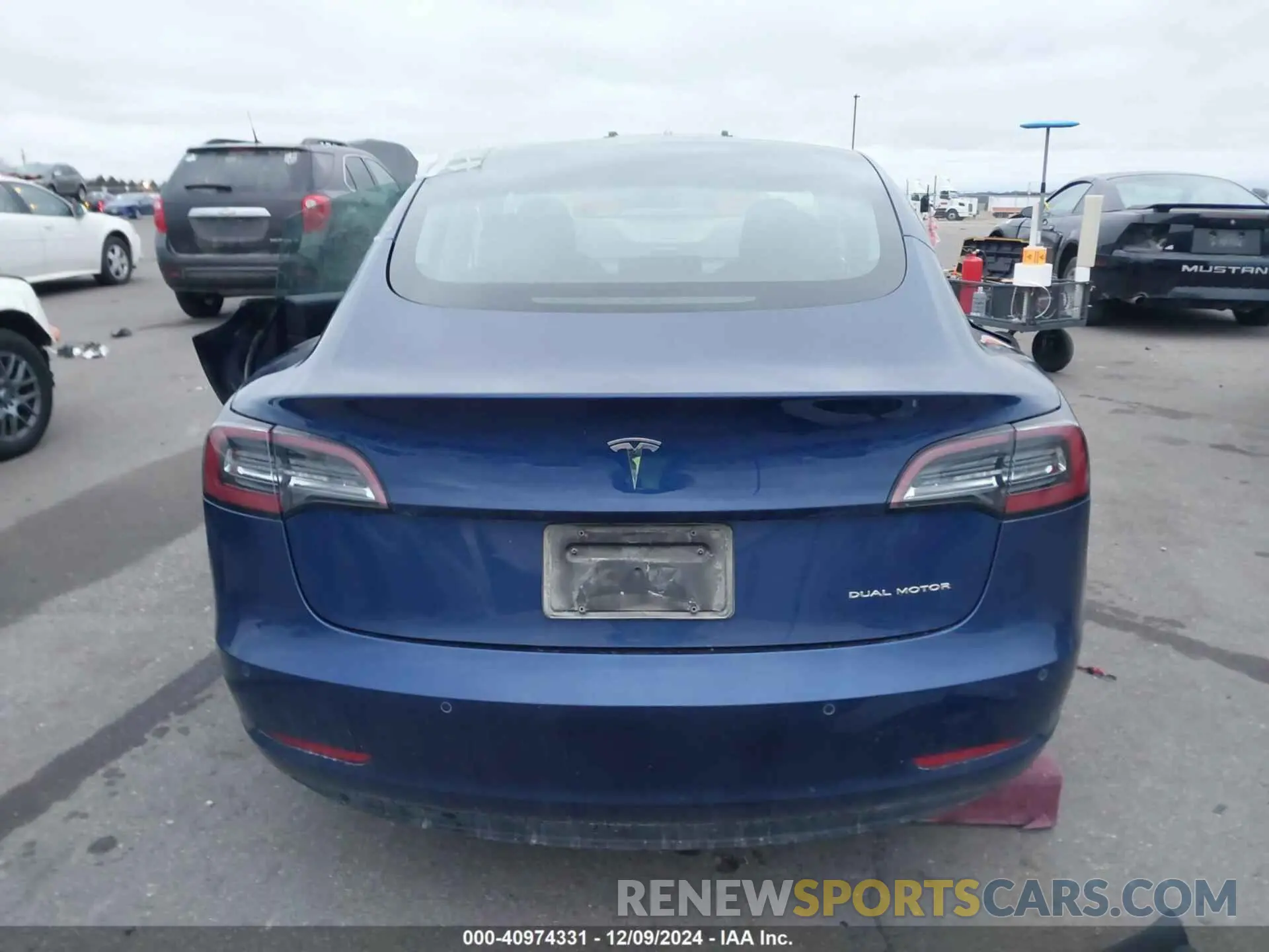 16 fotografías del automóvil dañado 5YJ3E1EB8MF848049 TESLA MODEL 3 2021