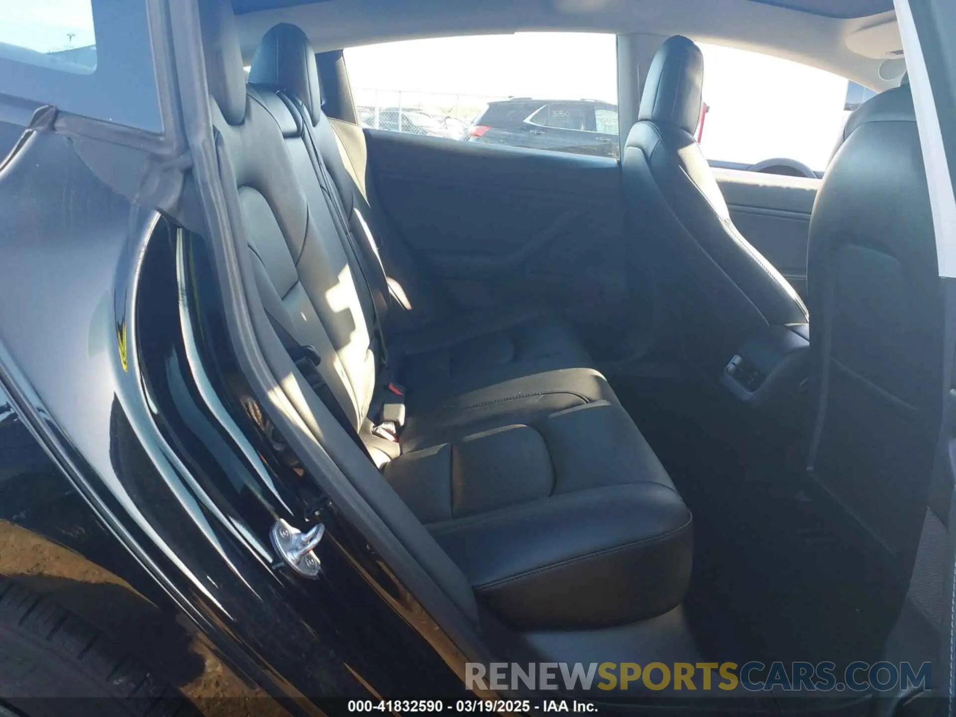8 fotografías del automóvil dañado 5YJ3E1EB8MF855227 TESLA MODEL 3 2021
