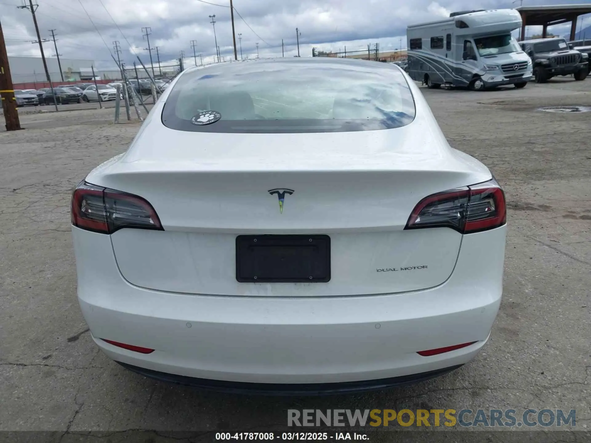 16 fotografías del automóvil dañado 5YJ3E1EB8MF860282 TESLA MODEL 3 2021