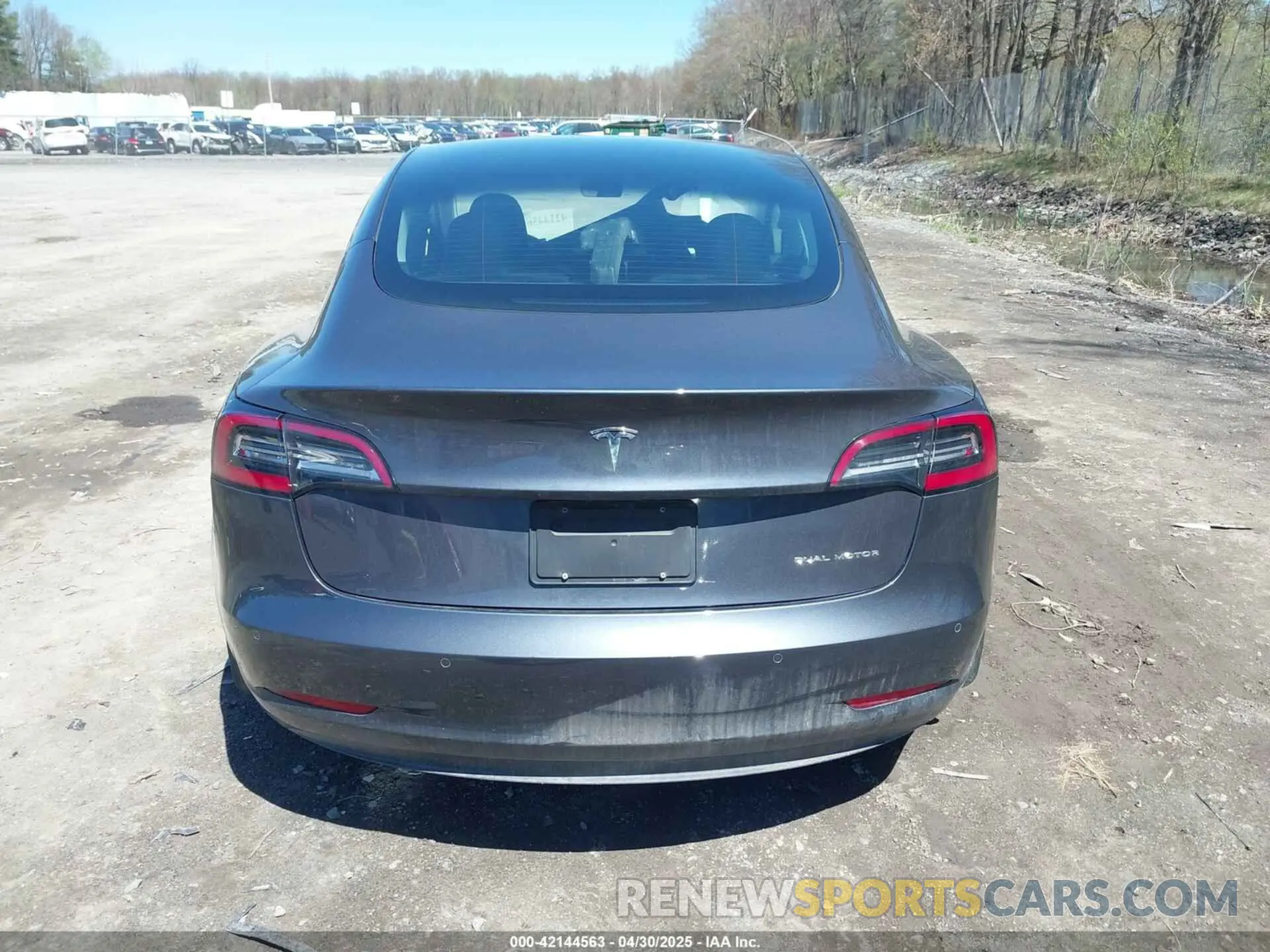 17 fotografías del automóvil dañado 5YJ3E1EB8MF862002 TESLA MODEL 3 2021