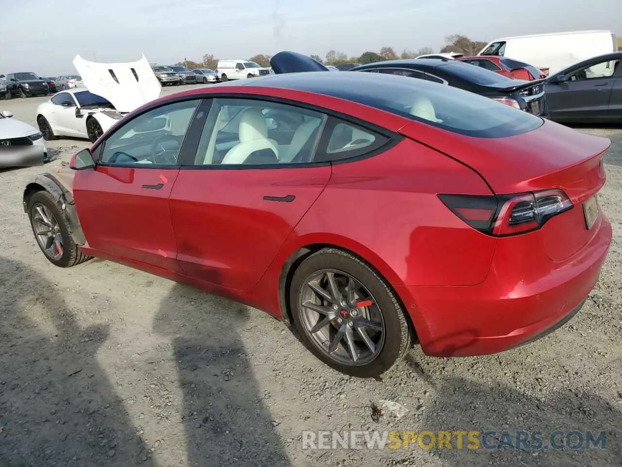 2 fotografías del automóvil dañado 5YJ3E1EB8MF863652 TESLA MODEL 3 2021