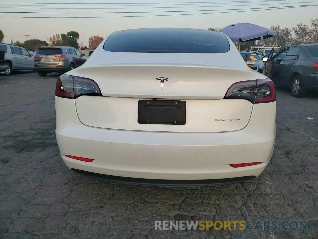 6 fotografías del automóvil dañado 5YJ3E1EB9MF872649 TESLA MODEL 3 2021