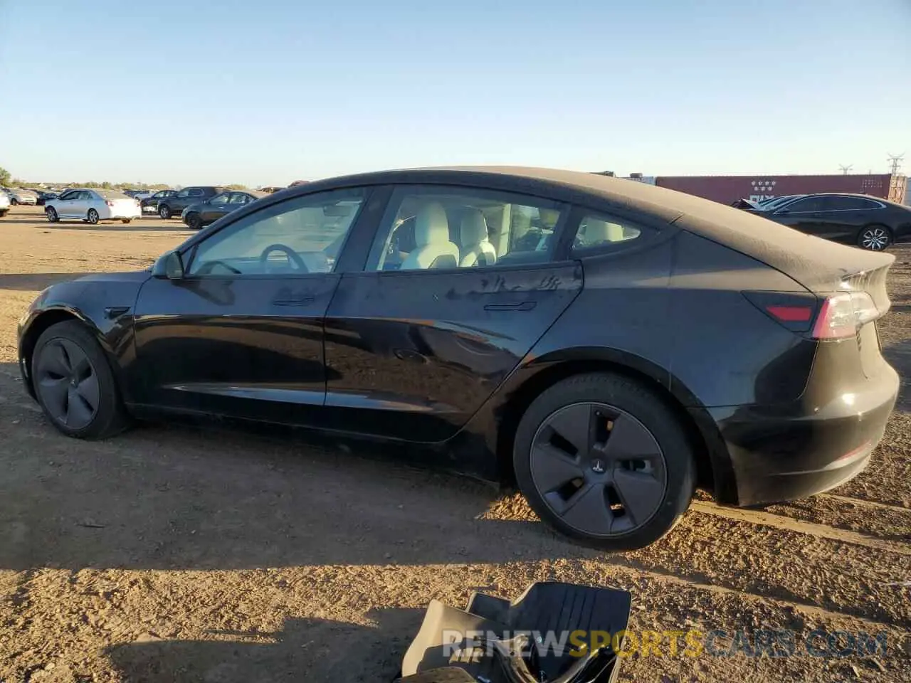 2 fotografías del automóvil dañado 5YJ3E1EB9MF918058 TESLA MODEL 3 2021