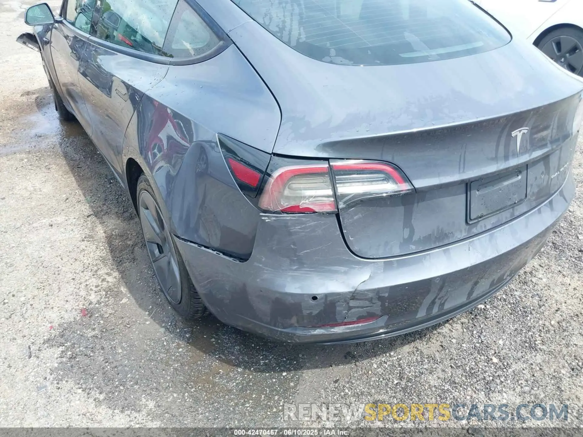 19 fotografías del automóvil dañado 5YJ3E1EB9MF924698 TESLA MODEL 3 2021