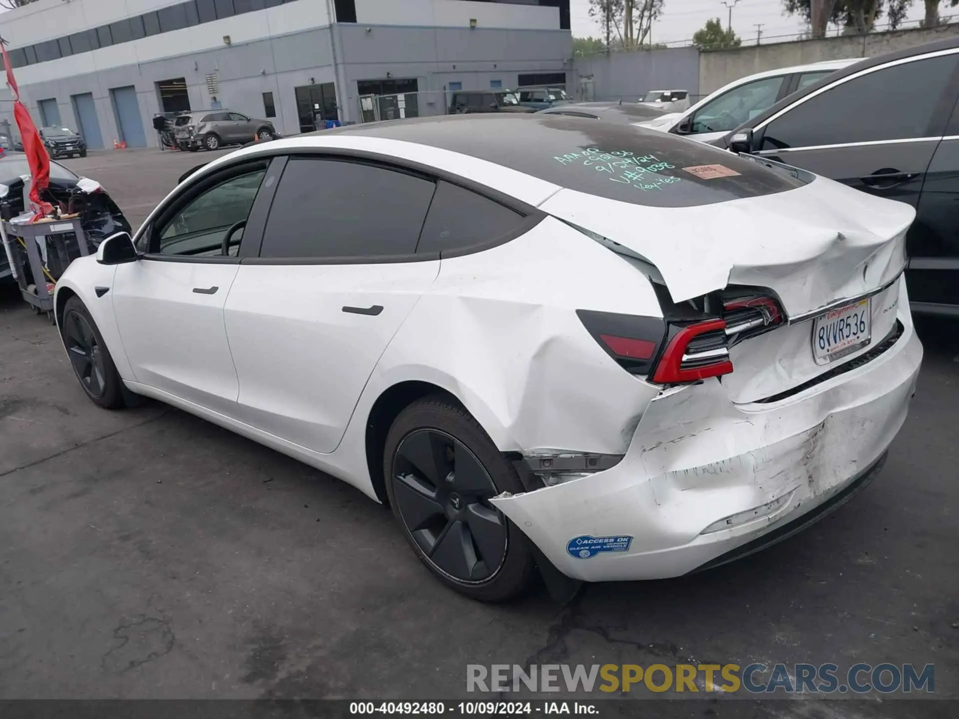 3 fotografías del automóvil dañado 5YJ3E1EB9MF939038 TESLA MODEL 3 2021