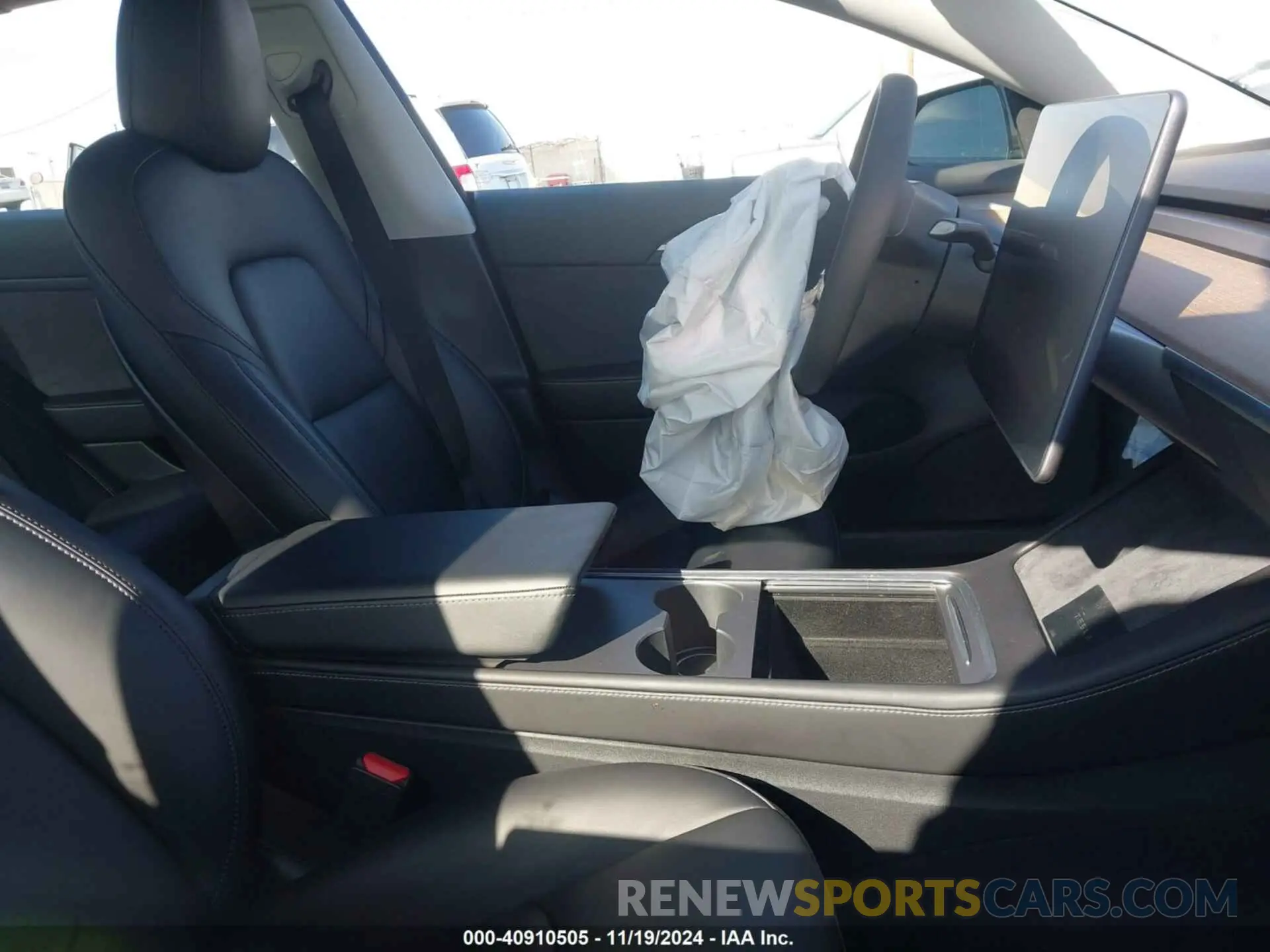 5 fotografías del automóvil dañado 5YJ3E1EBXMF068649 TESLA MODEL 3 2021