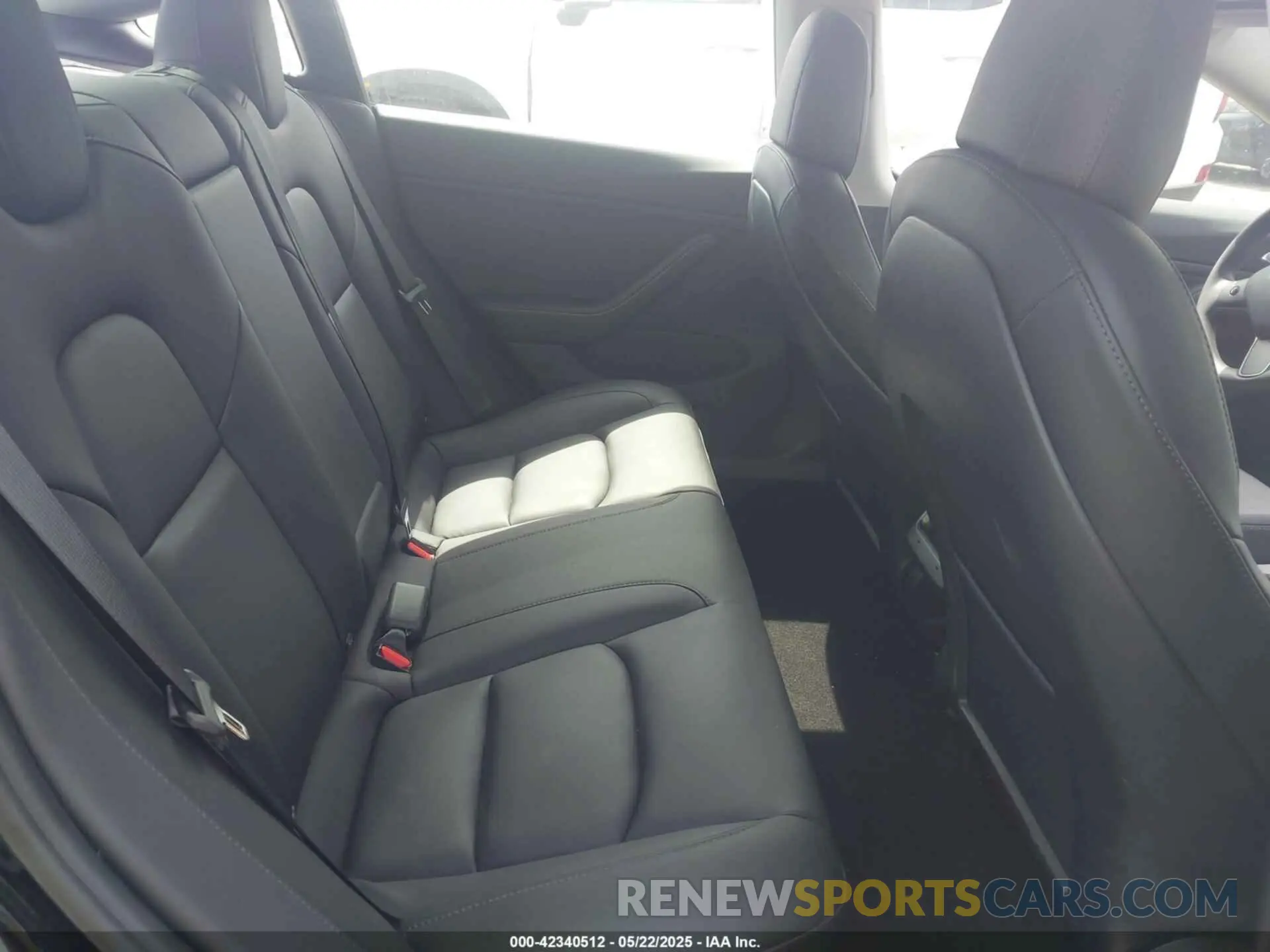 8 fotografías del automóvil dañado 5YJ3E1EBXMF848943 TESLA MODEL 3 2021