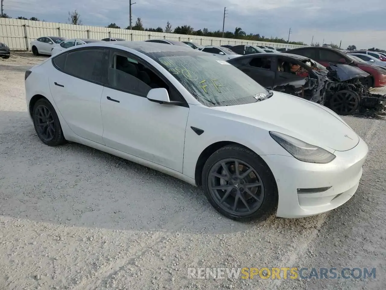 4 fotografías del automóvil dañado 5YJ3E1EBXMF849347 TESLA MODEL 3 2021
