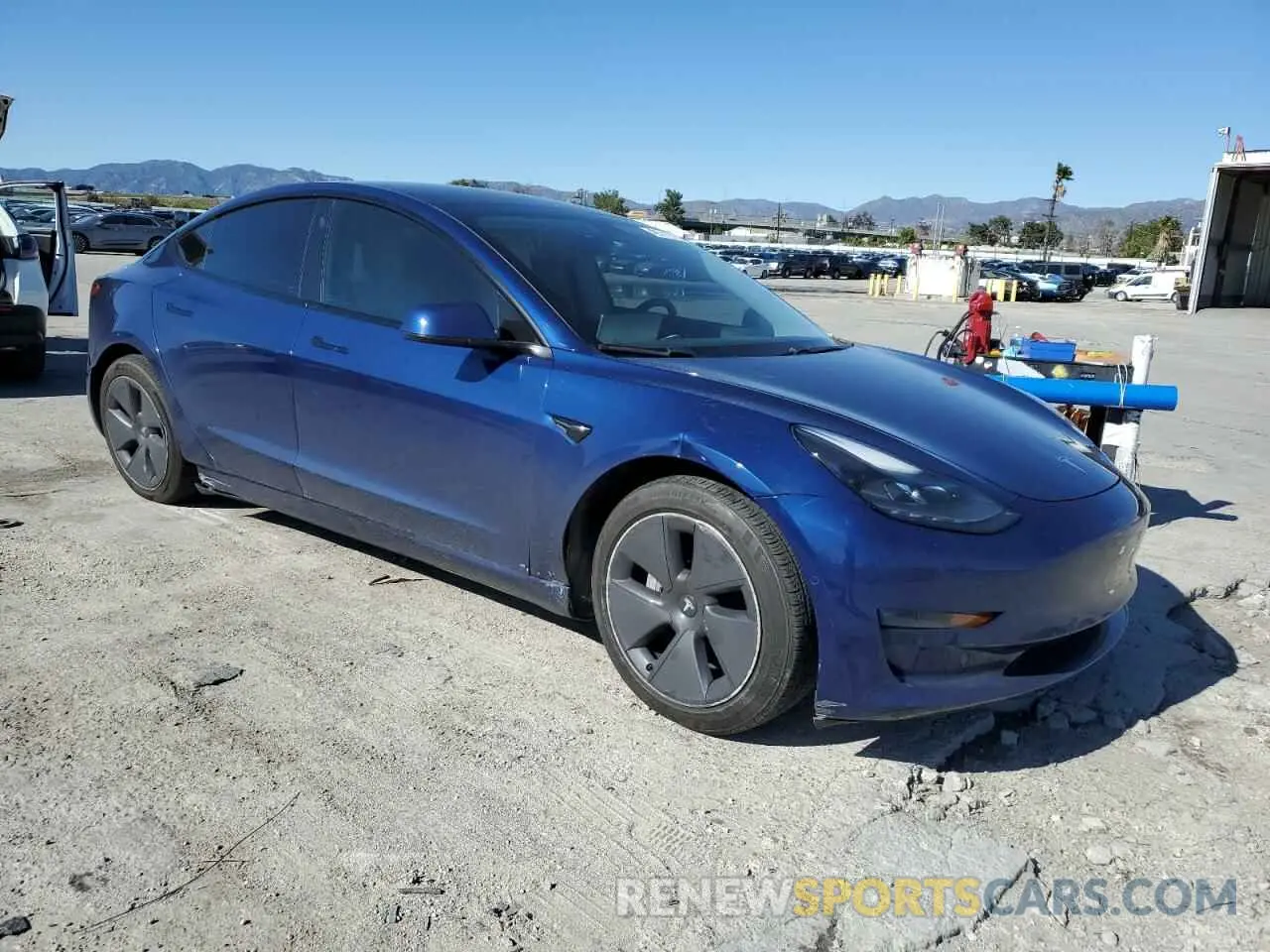 4 fotografías del automóvil dañado 5YJ3E1EBXMF925147 TESLA MODEL 3 2021