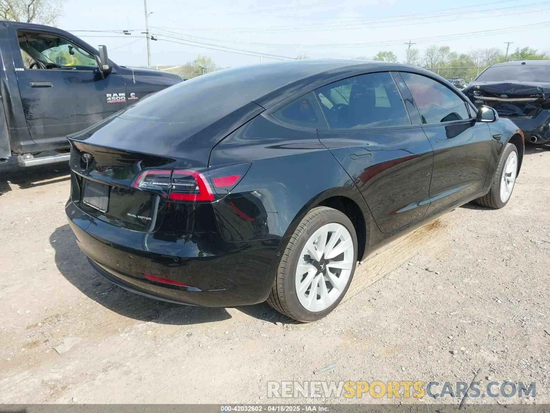4 fotografías del automóvil dañado 5YJ3E1EBXMF974946 TESLA MODEL 3 2021