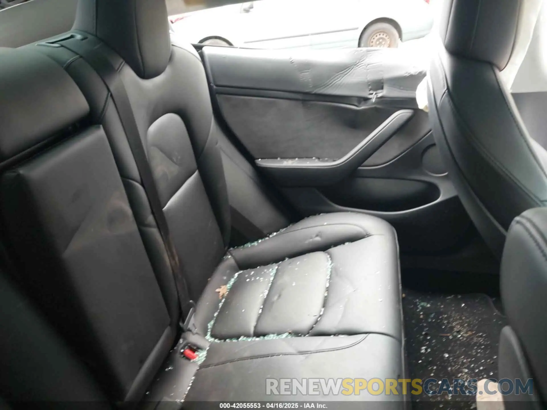 8 fotografías del automóvil dañado 5YJ3E1EBXMF975045 TESLA MODEL 3 2021