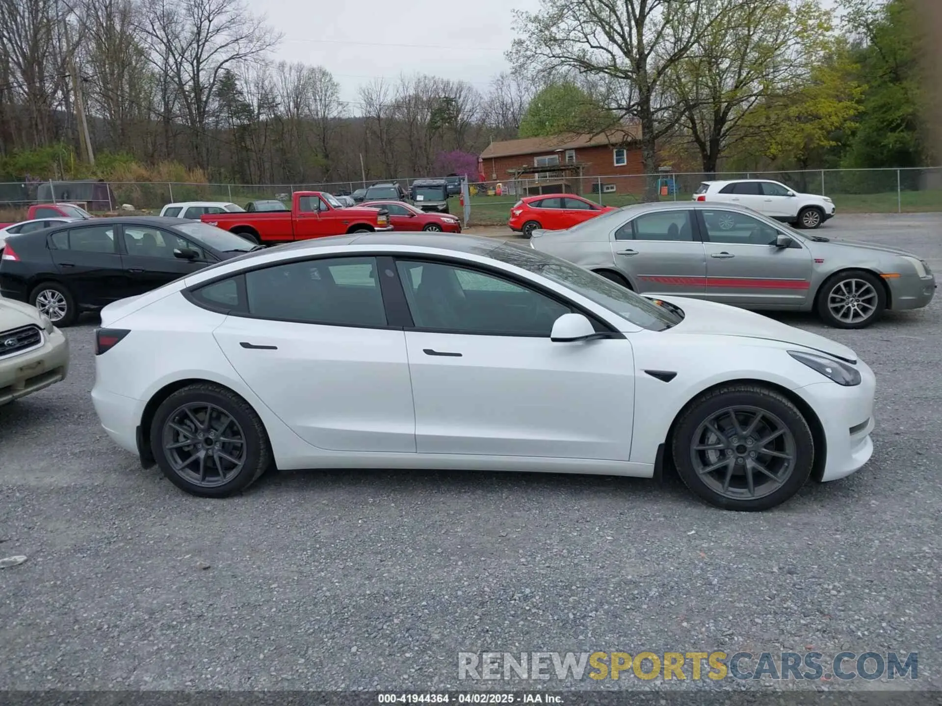 13 fotografías del automóvil dañado 5YJ3E1EBXMF980102 TESLA MODEL 3 2021