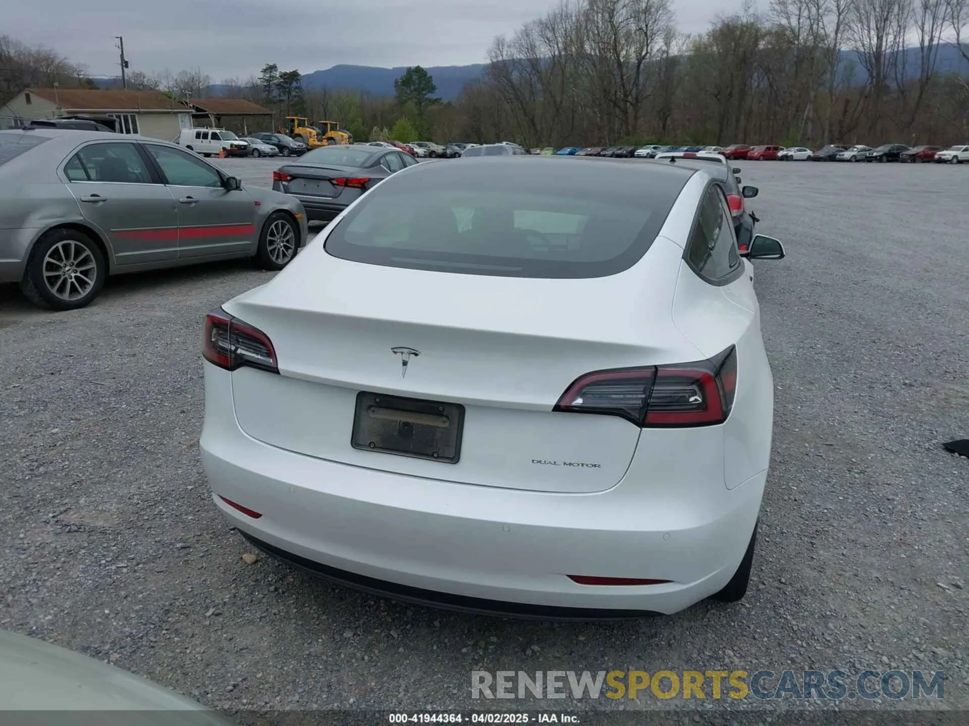 16 fotografías del automóvil dañado 5YJ3E1EBXMF980102 TESLA MODEL 3 2021