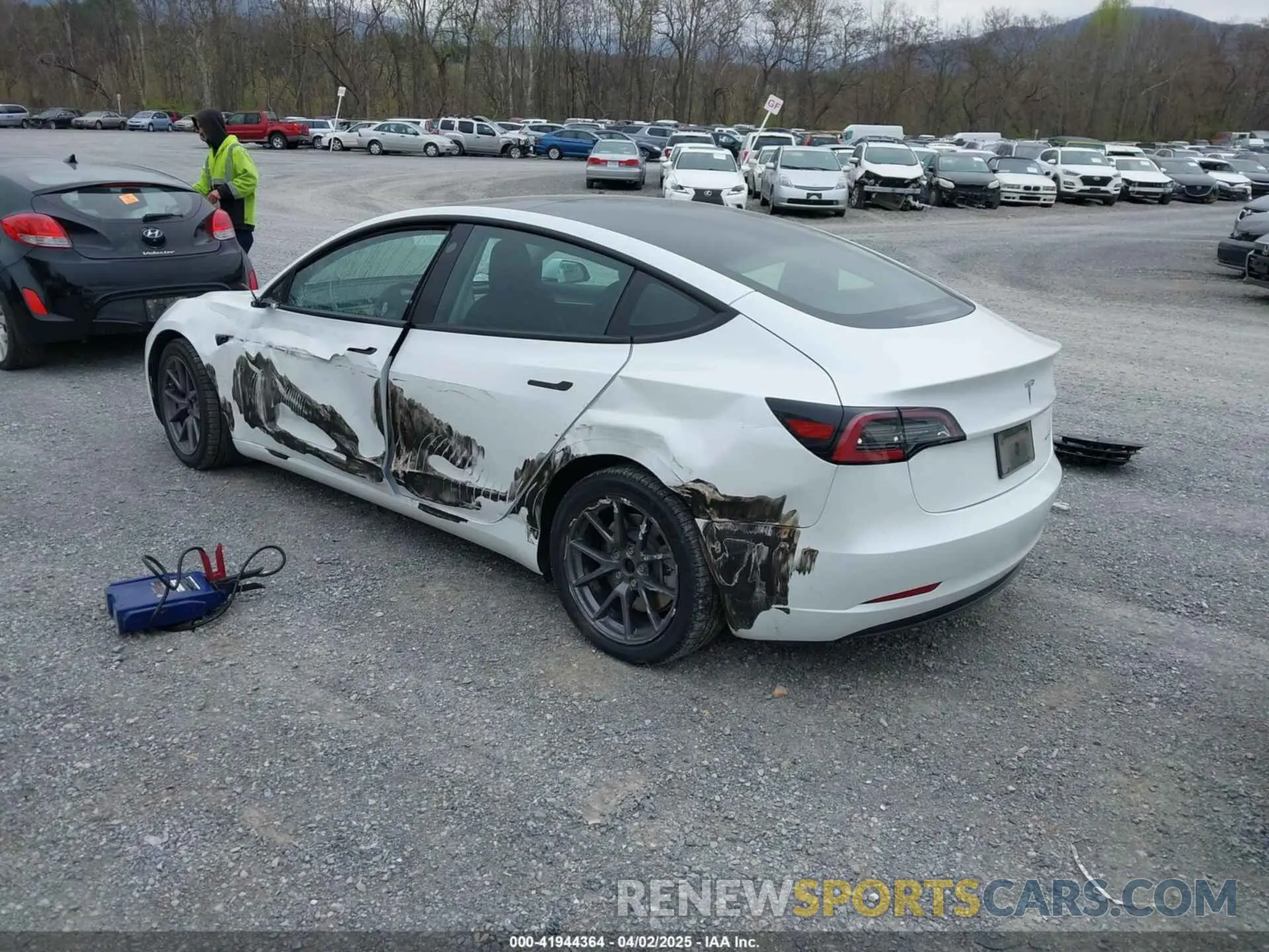 3 fotografías del automóvil dañado 5YJ3E1EBXMF980102 TESLA MODEL 3 2021