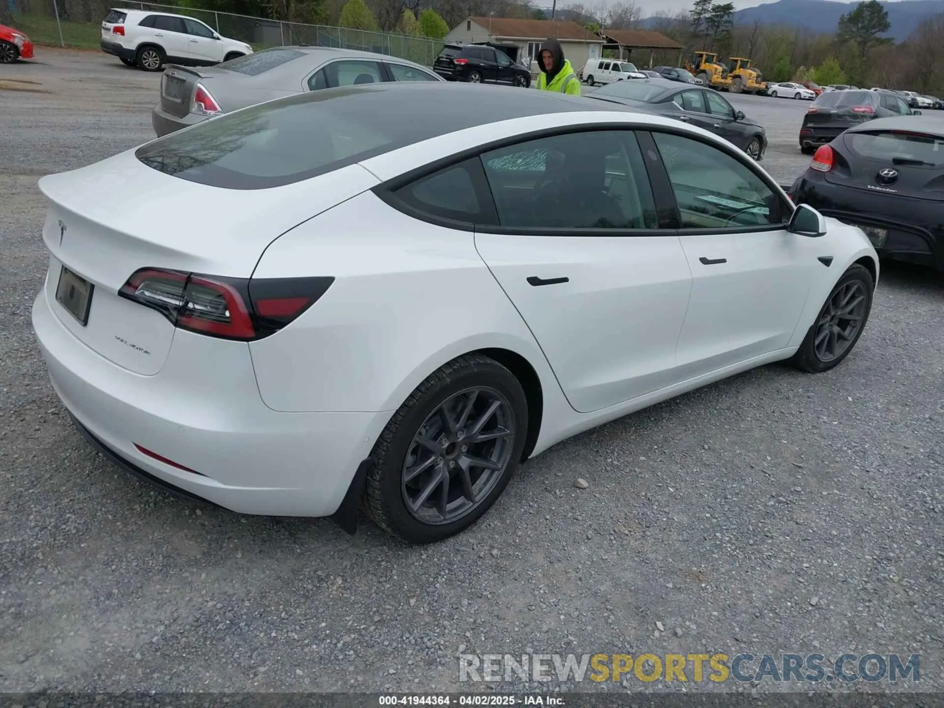 4 fotografías del automóvil dañado 5YJ3E1EBXMF980102 TESLA MODEL 3 2021