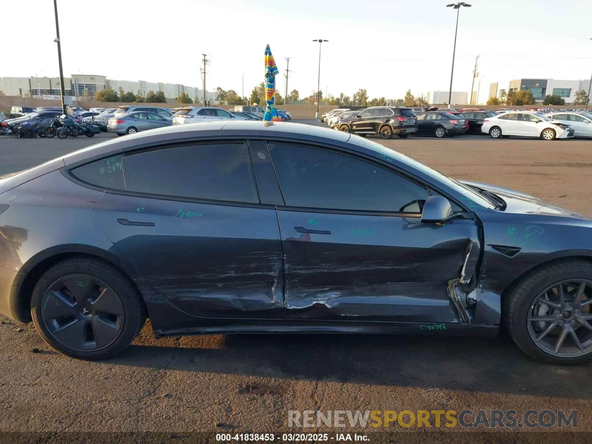 14 fotografías del automóvil dañado 5YJ3E1EBXMF995814 TESLA MODEL 3 2021