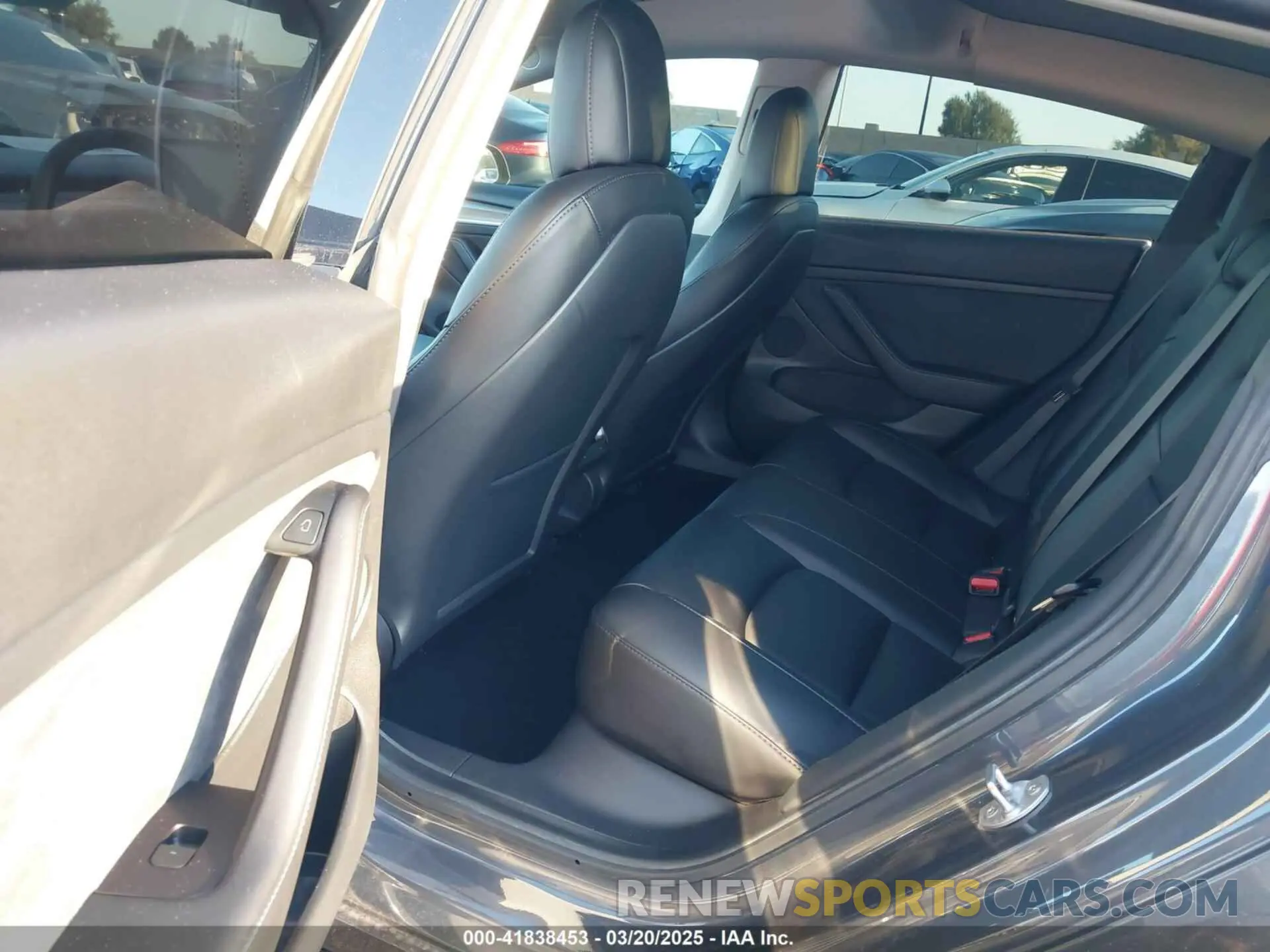 8 fotografías del automóvil dañado 5YJ3E1EBXMF995814 TESLA MODEL 3 2021