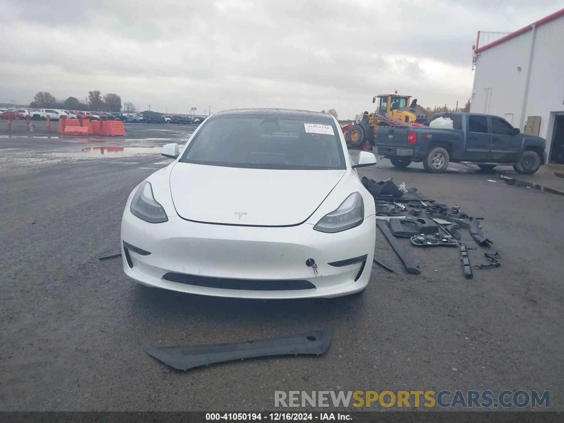 13 fotografías del automóvil dañado 5YJ3E1EBXMF999202 TESLA MODEL 3 2021