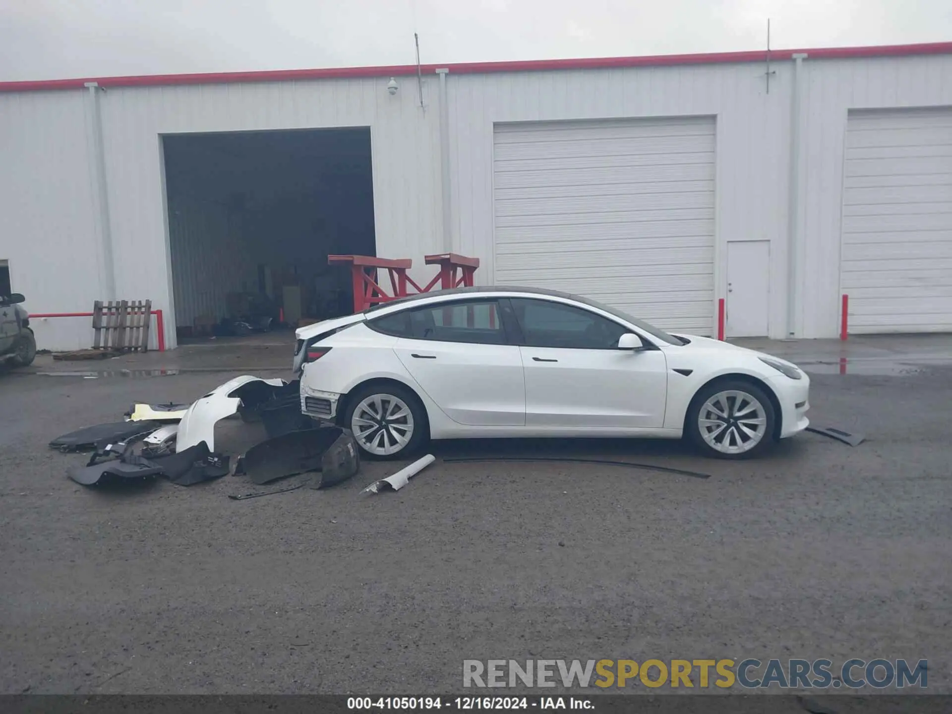 14 fotografías del automóvil dañado 5YJ3E1EBXMF999202 TESLA MODEL 3 2021