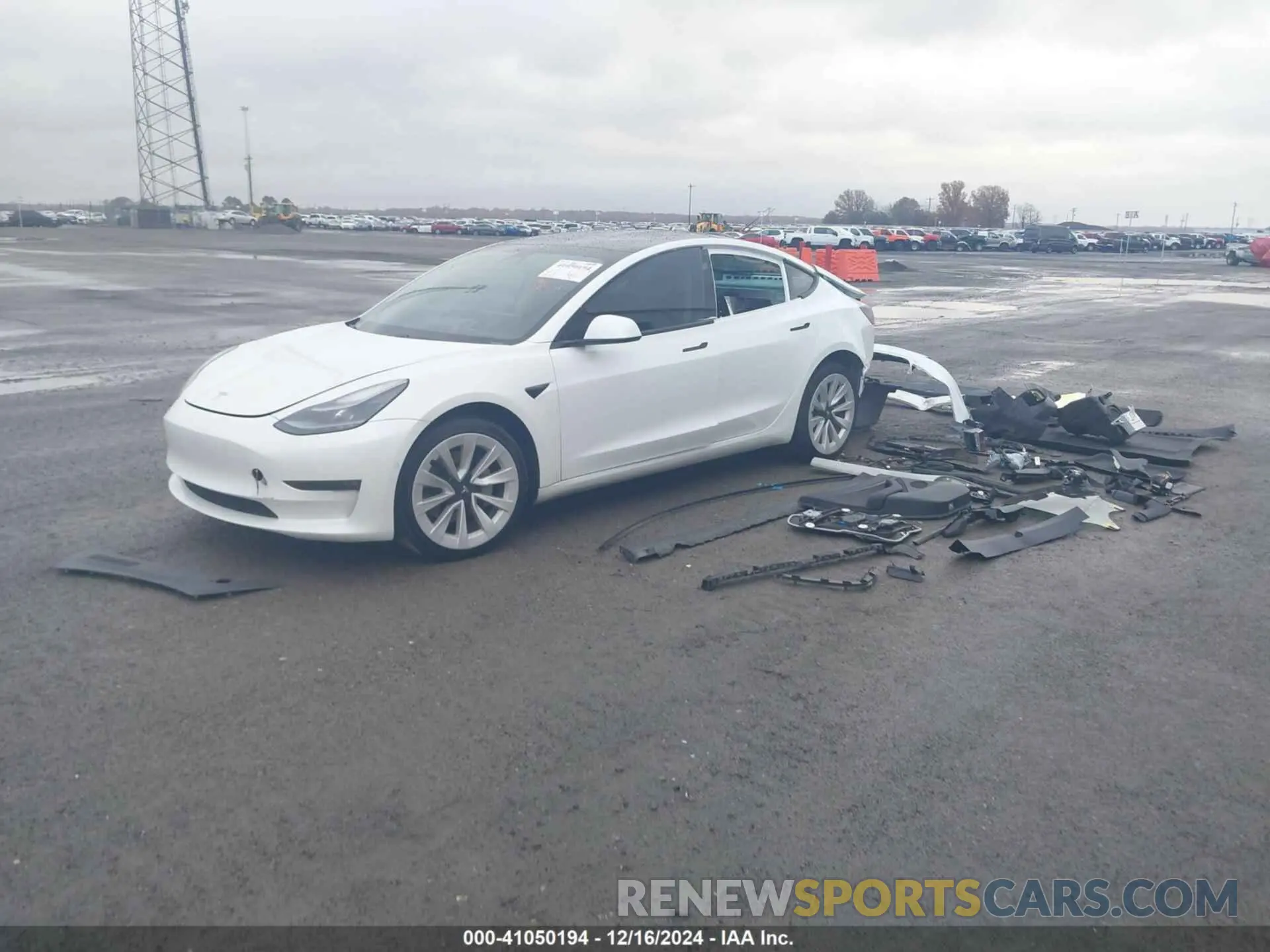 2 fotografías del automóvil dañado 5YJ3E1EBXMF999202 TESLA MODEL 3 2021