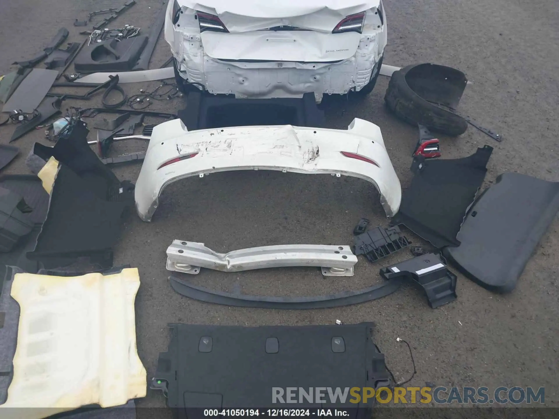 24 fotografías del automóvil dañado 5YJ3E1EBXMF999202 TESLA MODEL 3 2021