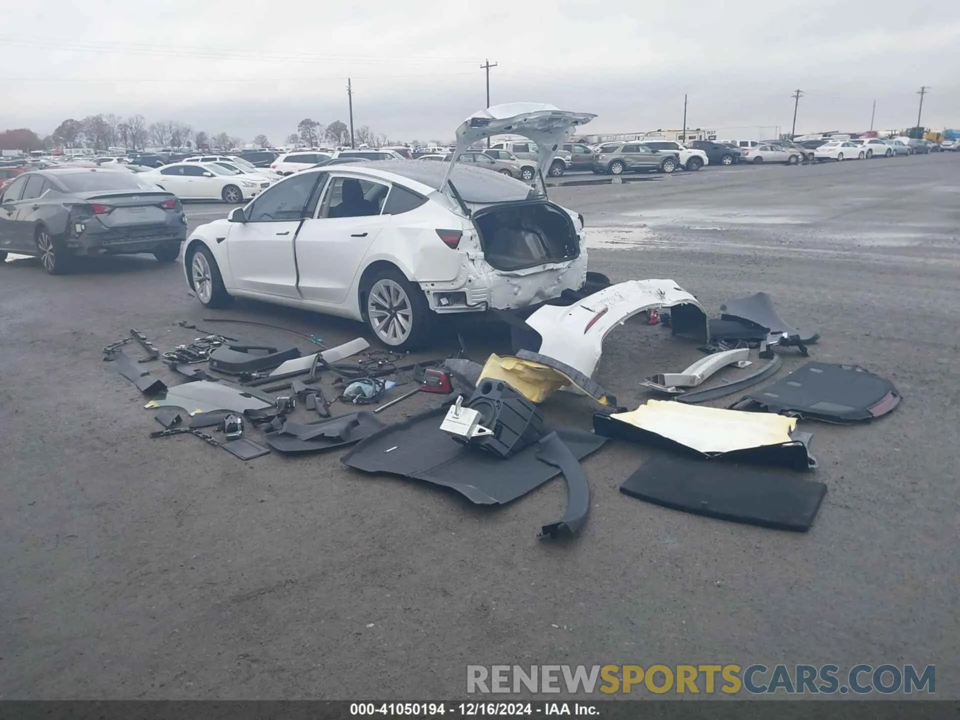 3 fotografías del automóvil dañado 5YJ3E1EBXMF999202 TESLA MODEL 3 2021
