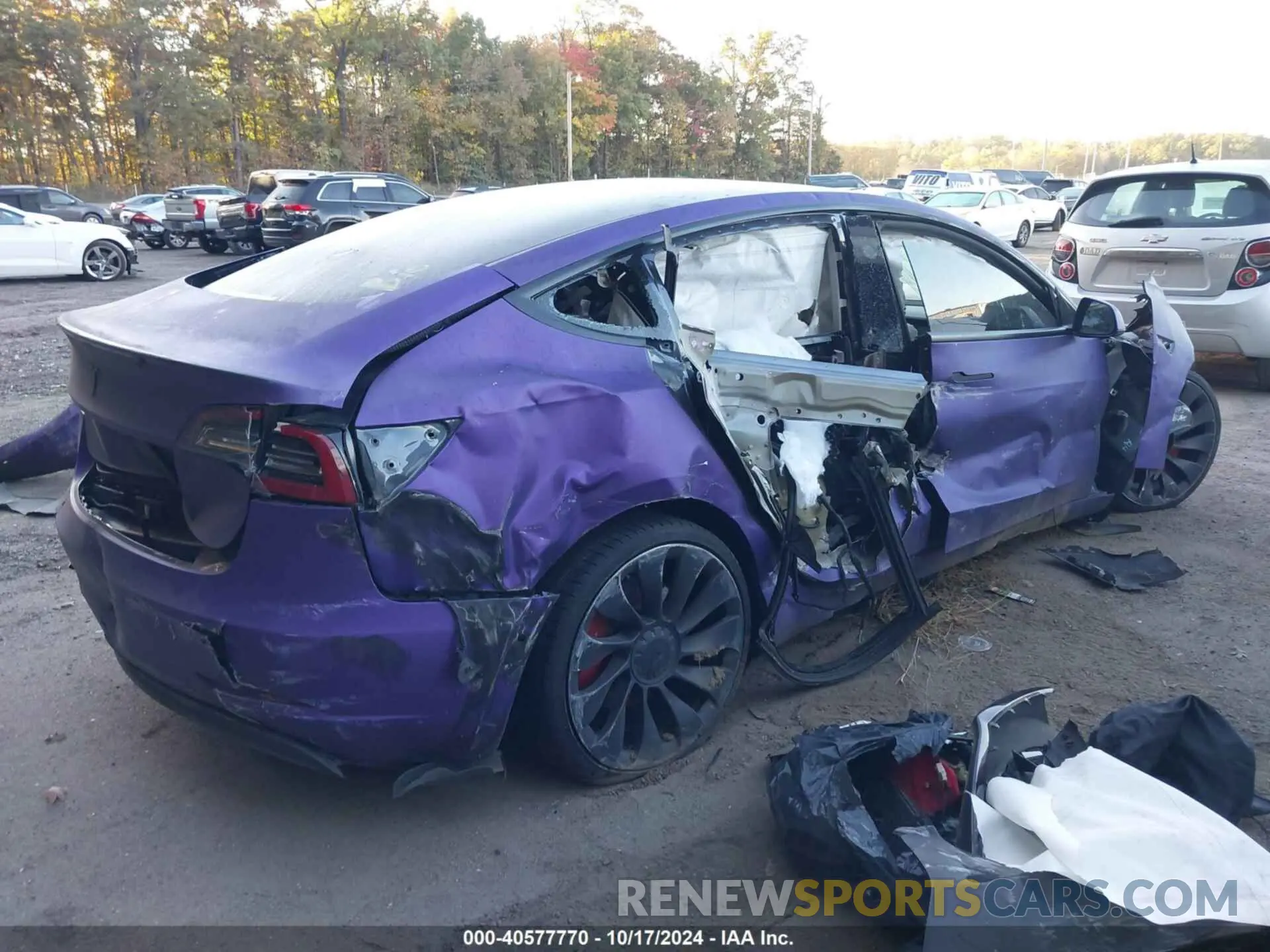4 fotografías del automóvil dañado 5YJ3E1EC0MF050802 TESLA MODEL 3 2021