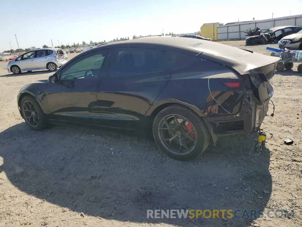 2 fotografías del automóvil dañado 5YJ3E1EC1MF005769 TESLA MODEL 3 2021