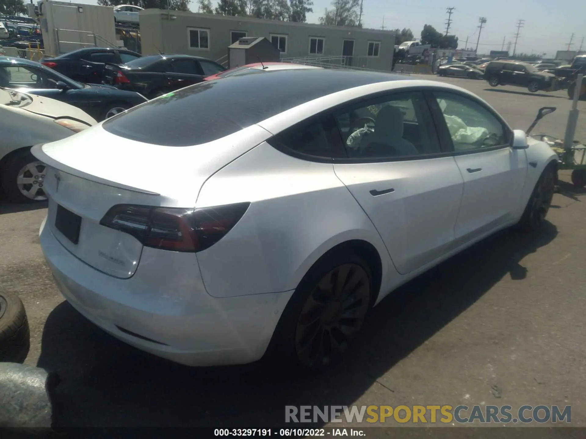4 fotografías del automóvil dañado 5YJ3E1EC1MF033250 TESLA MODEL 3 2021
