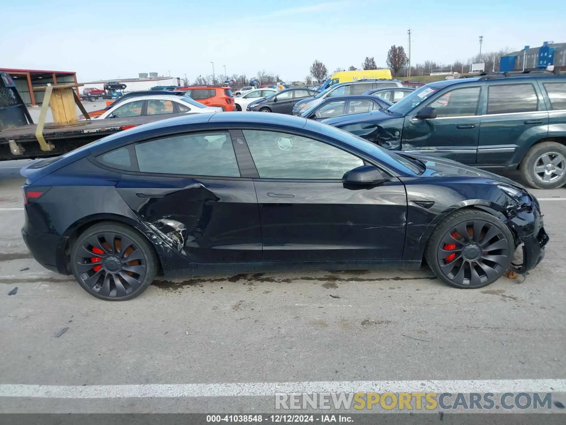 12 fotografías del automóvil dañado 5YJ3E1EC1MF063395 TESLA MODEL 3 2021