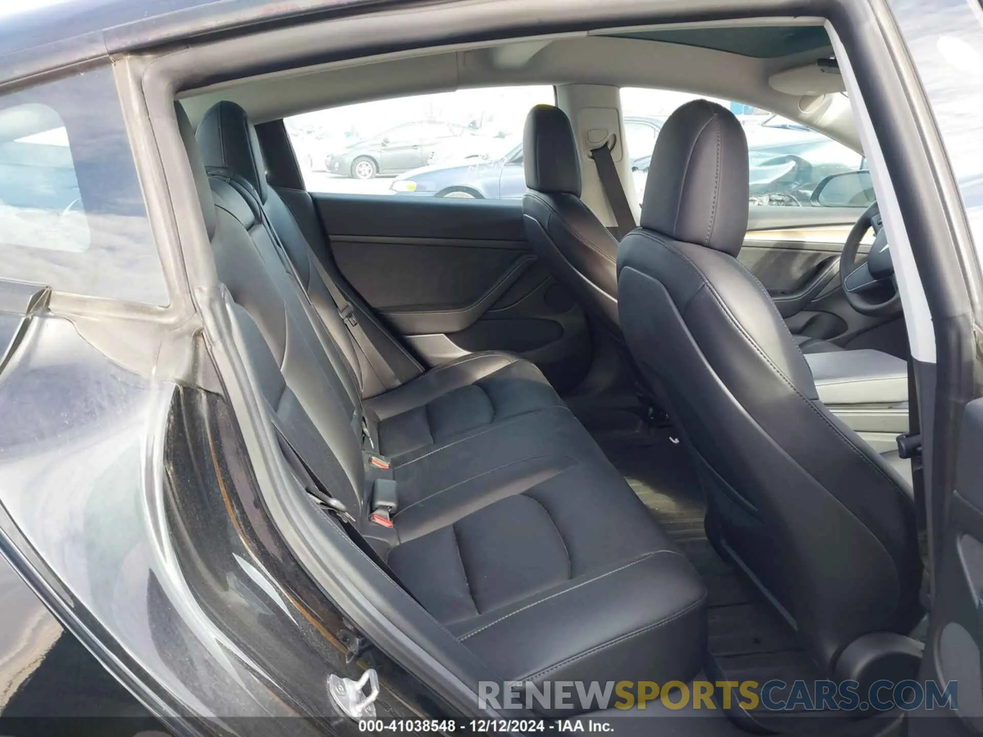 8 fotografías del automóvil dañado 5YJ3E1EC1MF063395 TESLA MODEL 3 2021