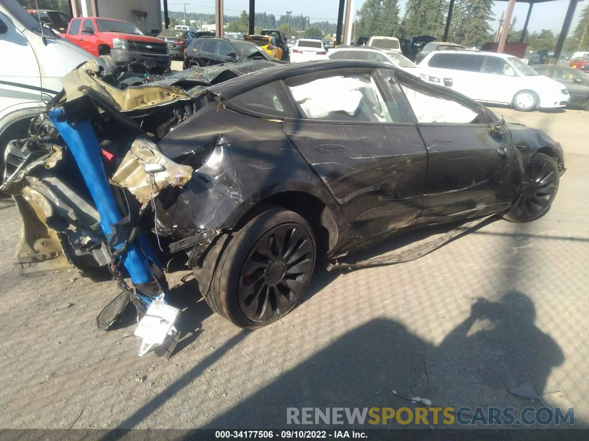 4 fotografías del automóvil dañado 5YJ3E1EC2MF868385 TESLA MODEL 3 2021