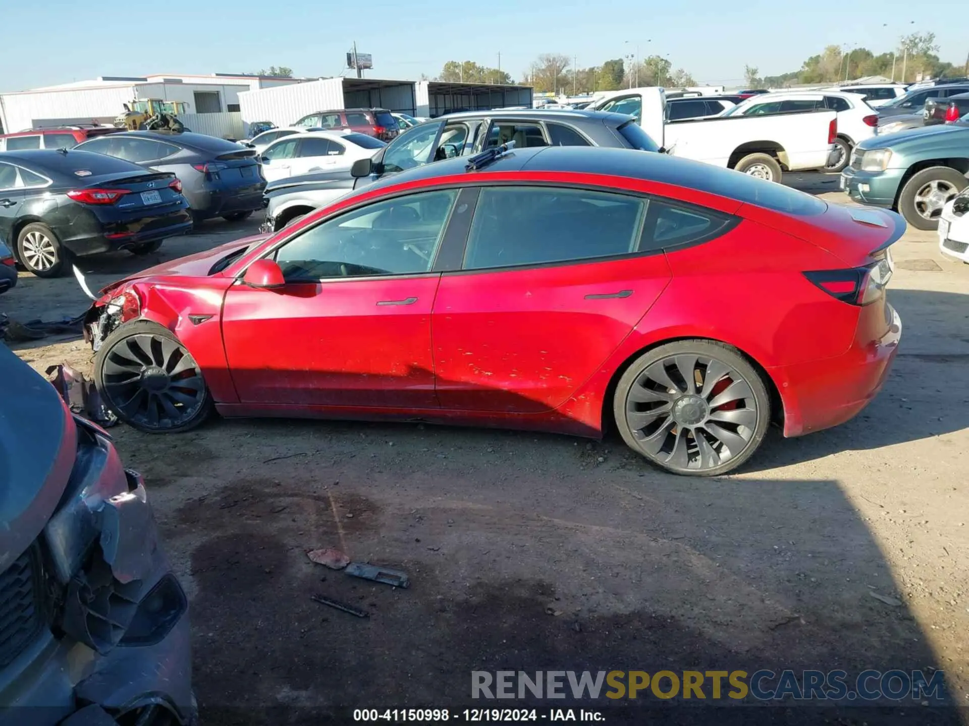 13 fotografías del automóvil dañado 5YJ3E1EC2MF926060 TESLA MODEL 3 2021