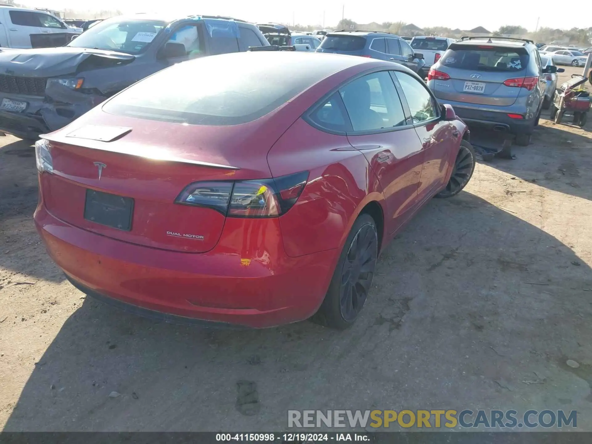 4 fotografías del automóvil dañado 5YJ3E1EC2MF926060 TESLA MODEL 3 2021