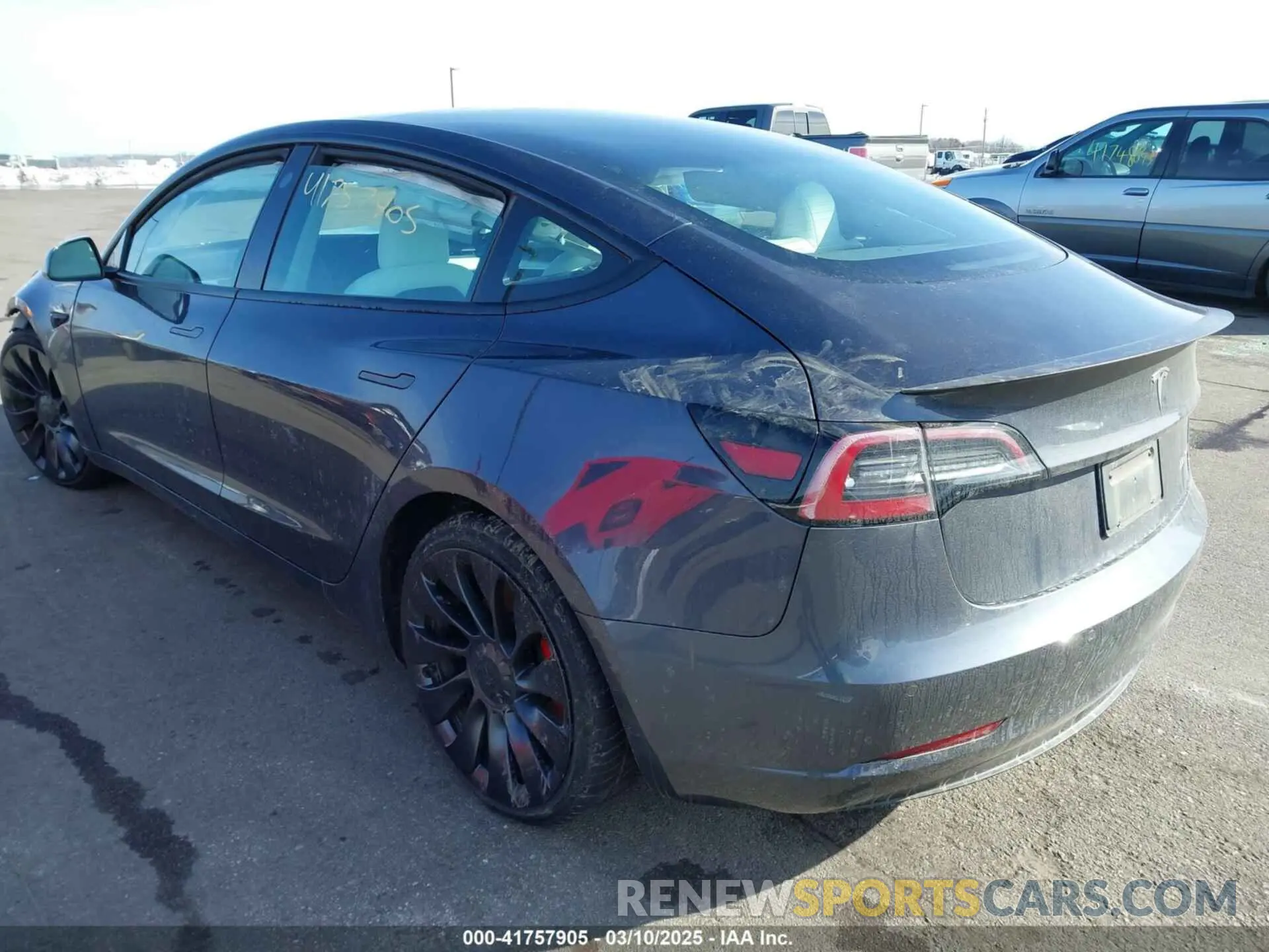 3 fotografías del automóvil dañado 5YJ3E1EC3MF082532 TESLA MODEL 3 2021