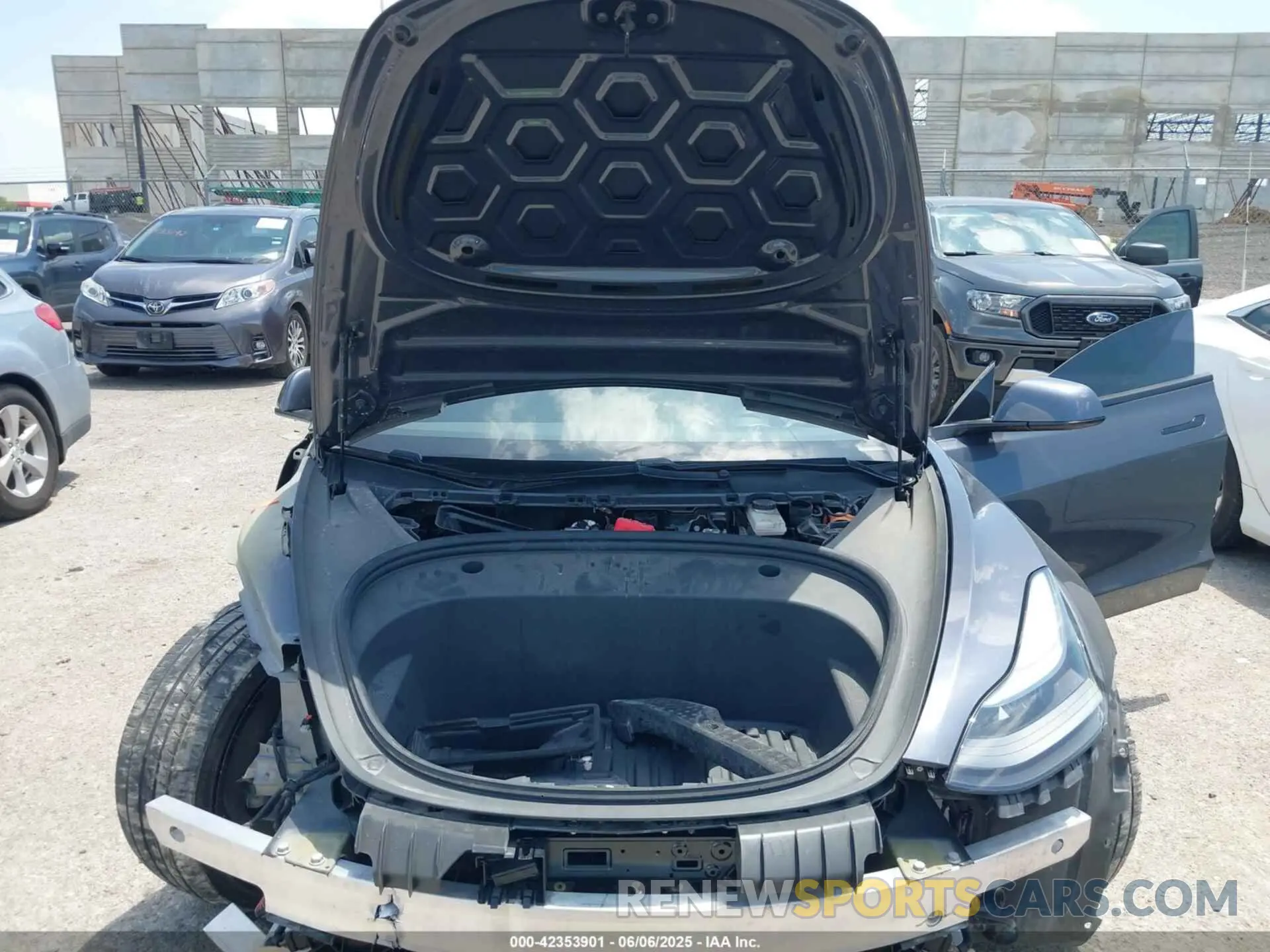10 fotografías del automóvil dañado 5YJ3E1EC4MF044808 TESLA MODEL 3 2021