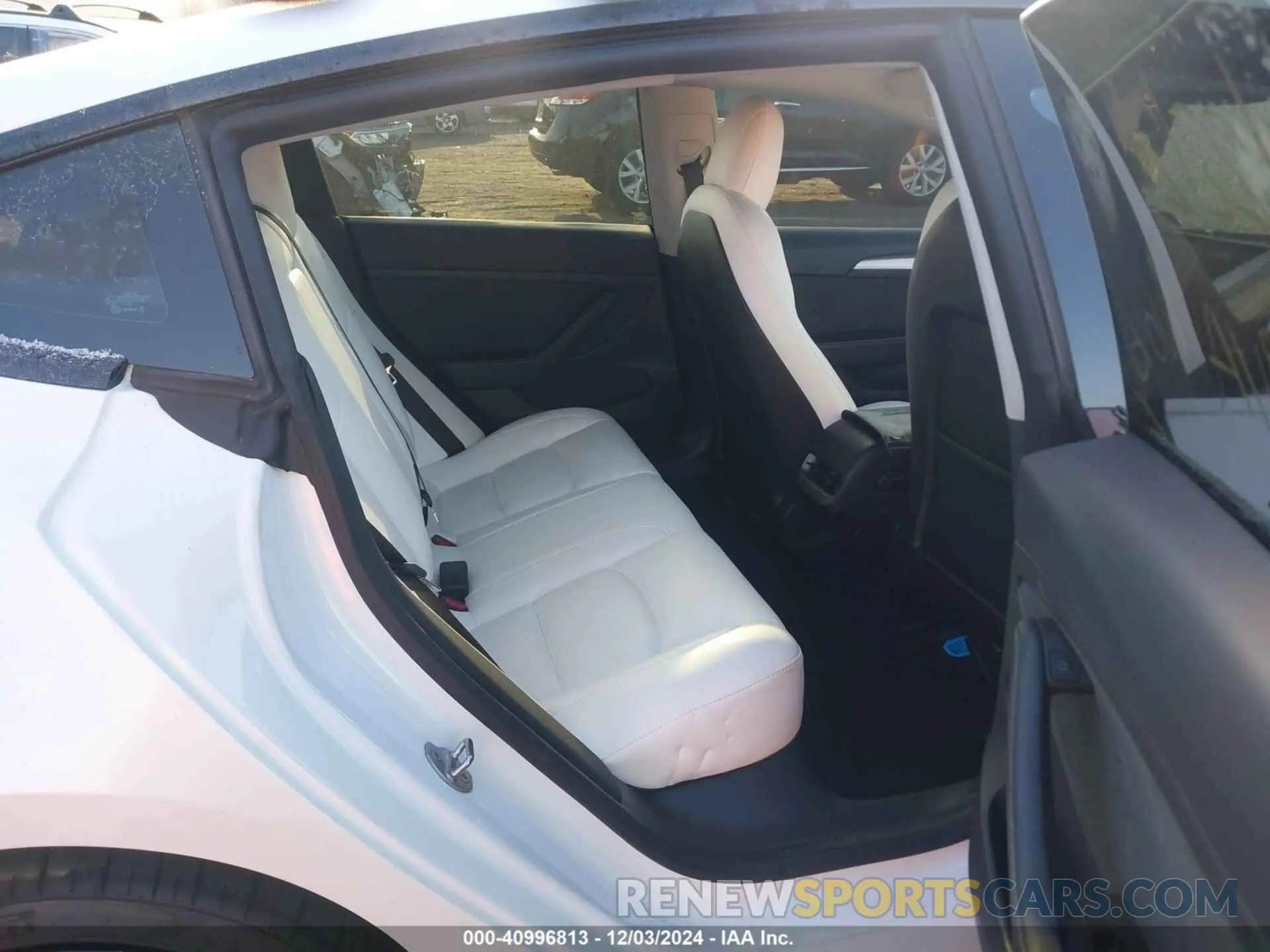 8 fotografías del automóvil dañado 5YJ3E1EC4MF056196 TESLA MODEL 3 2021