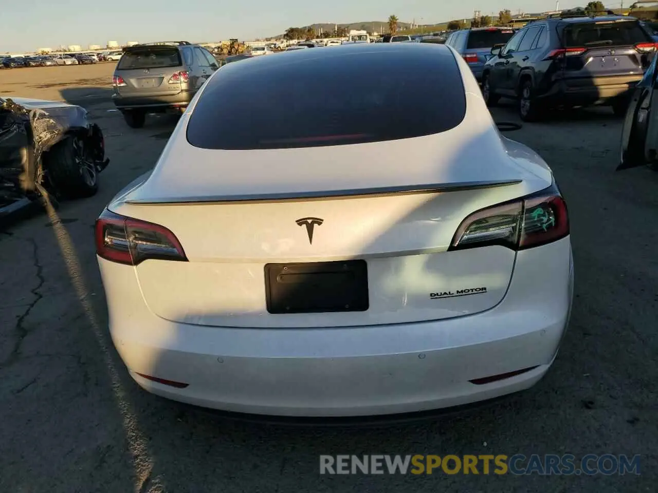 6 fotografías del automóvil dañado 5YJ3E1EC4MF914525 TESLA MODEL 3 2021