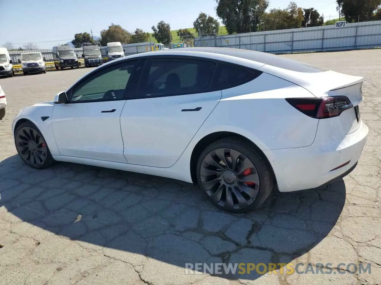 2 fotografías del automóvil dañado 5YJ3E1EC5MF077493 TESLA MODEL 3 2021