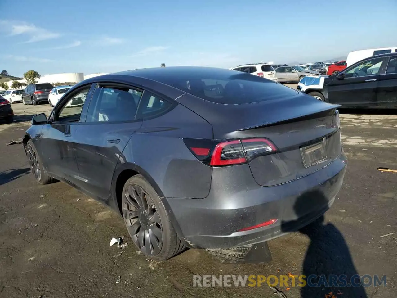 2 fotografías del automóvil dañado 5YJ3E1EC6MF072576 TESLA MODEL 3 2021