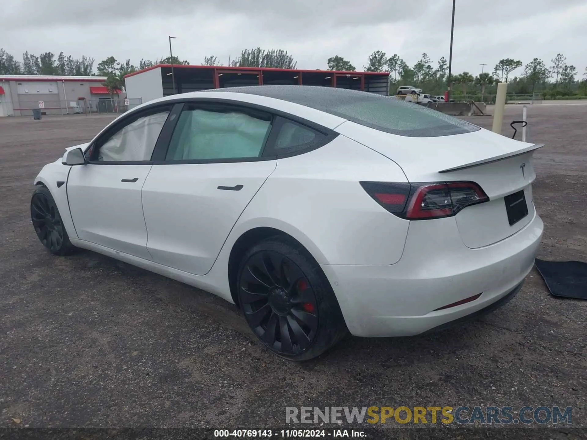 3 fotografías del automóvil dañado 5YJ3E1EC6MF991056 TESLA MODEL 3 2021